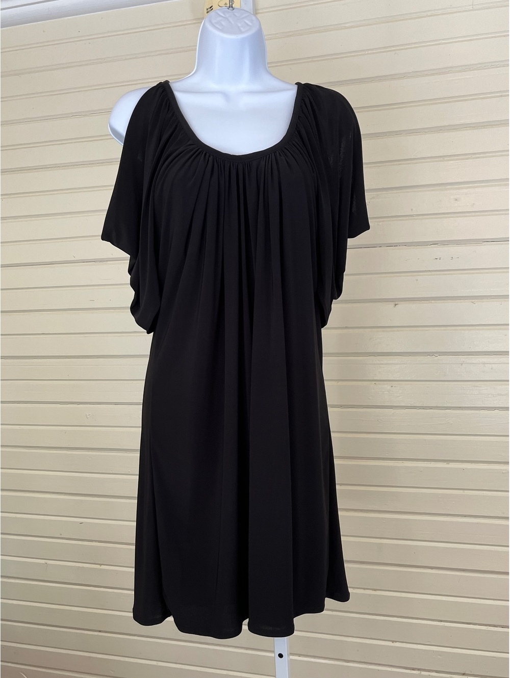Boston Proper Black Draped Flutter Sleeve Loose Cold Shoulder Scoop Neck Dress S